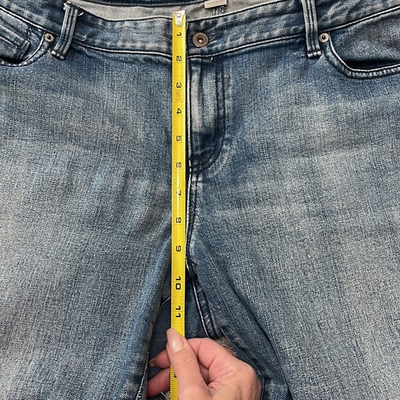 Loft Curvy Boot Jeans - Picture 4 of 9